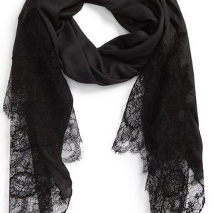 Valentino  Lace Trim ModalVALENTINO SCARF CASHMERE